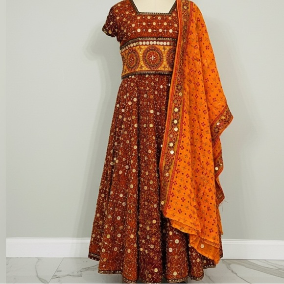 Indian Chaniya Choli (3PCS) - Picture 1 of 5